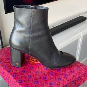 Tory Burch Brooke 70mm Bootie Calf Leather
